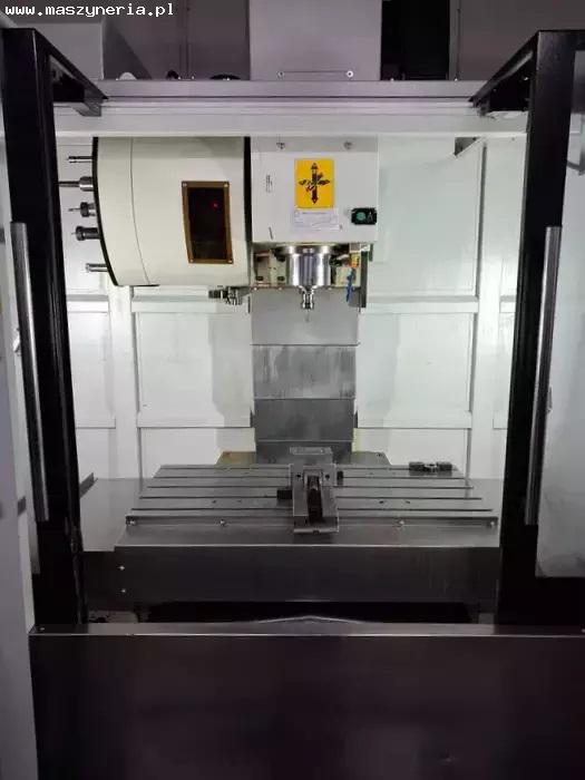Centro di lavoro verticale CNC TBI VC 1060 HH in vendita - foto 2